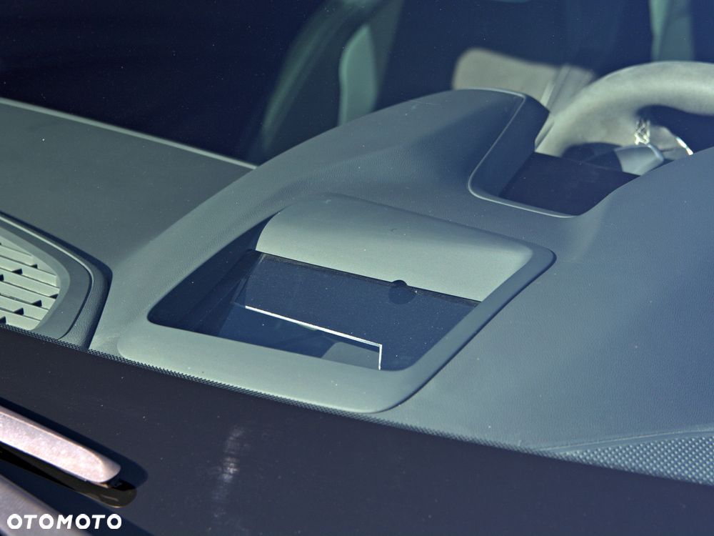 Chevrolet Camaro - 24