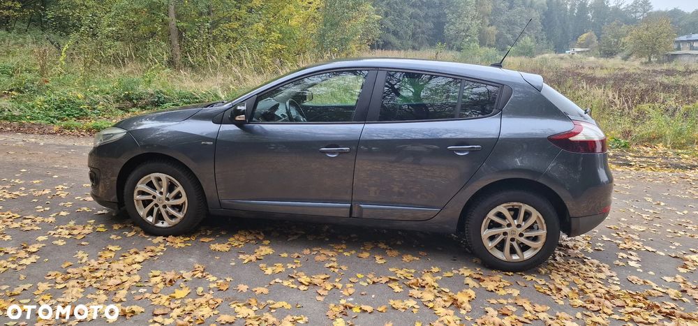Renault Megane 2015 photo 2