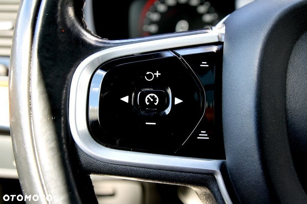 Volvo XC 90 D5 AWD Inscription - 22