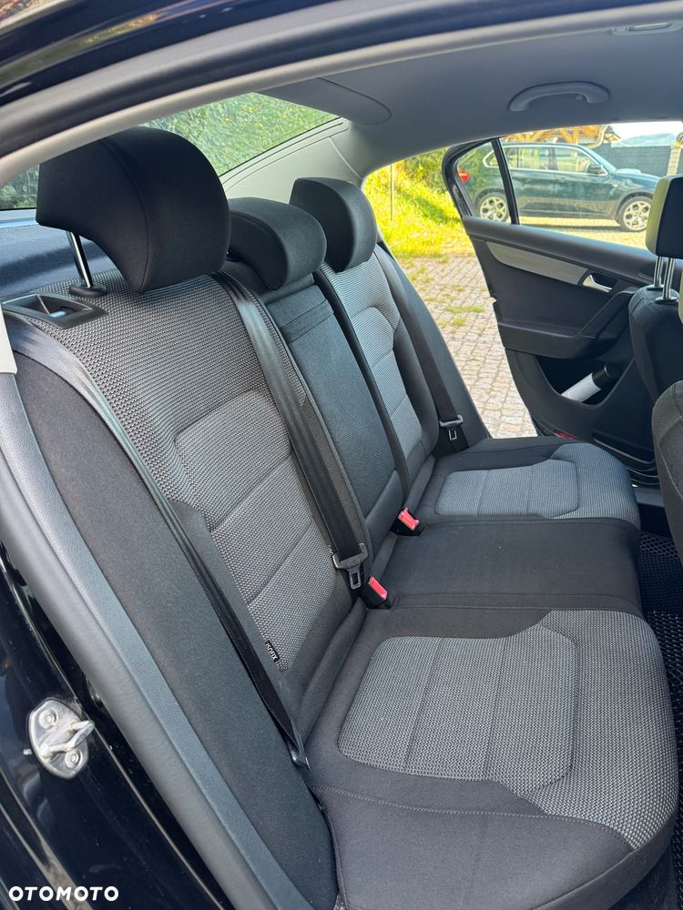 Volkswagen Passat 1.4 TSI BMT Highline - 10