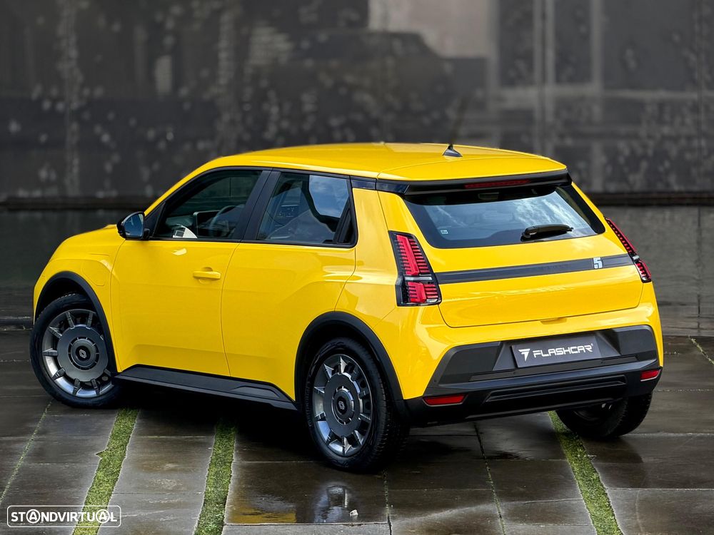 Renault 5 E-Tech 40 kWh Evolution Autonomia Urbana - 2