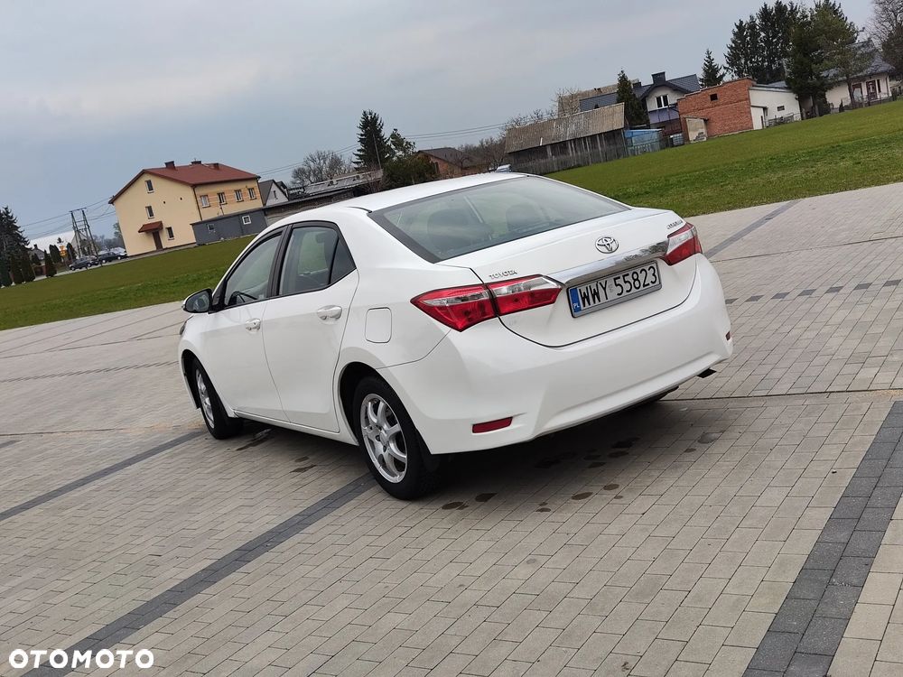 Toyota Corolla 1.6 Comfort - 3