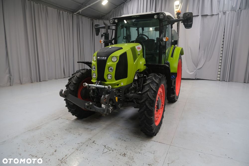 Claas ARION 430 - 1