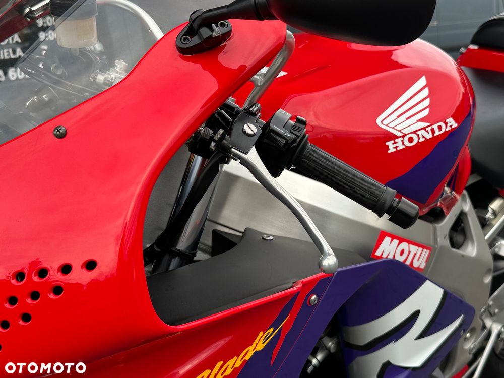 Honda CBR - 36