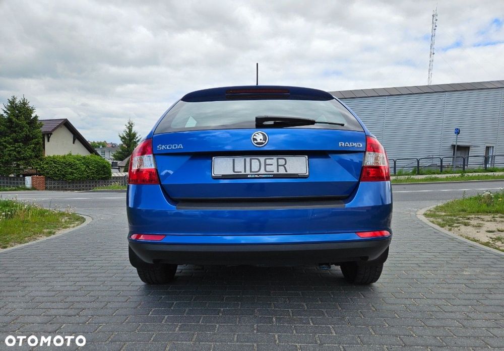 Skoda RAPID - 18