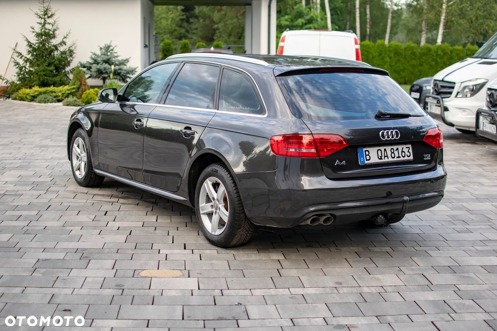 Audi A4 Avant - 15