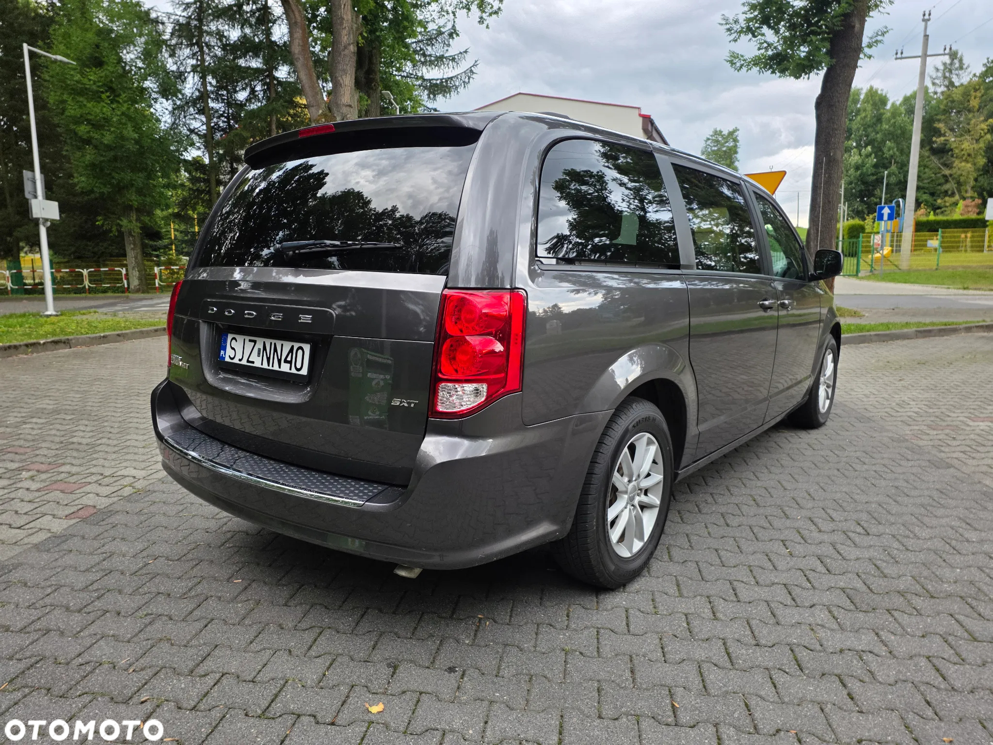 Dodge Grand Caravan 3.6 Express - 12