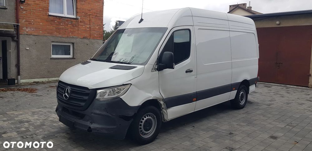 Mercedes-Benz Sprinter
