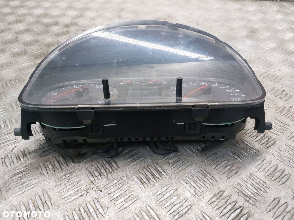 LICZNIK ZEGARY VOLKSWAGEN TRANSPORTER T4 LIFT 2.5 TDI 7D0920805D - 2