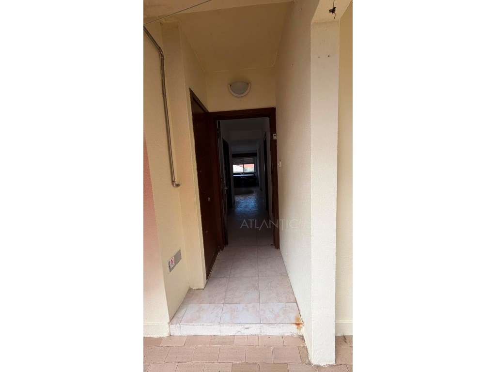 Apartamento T3 Tapada das Mercês - Grande imagem: 3/13