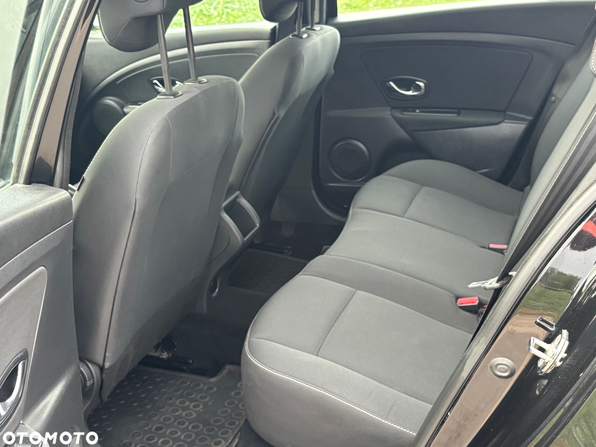 Renault Megane 1.5 dCi Business - 8
