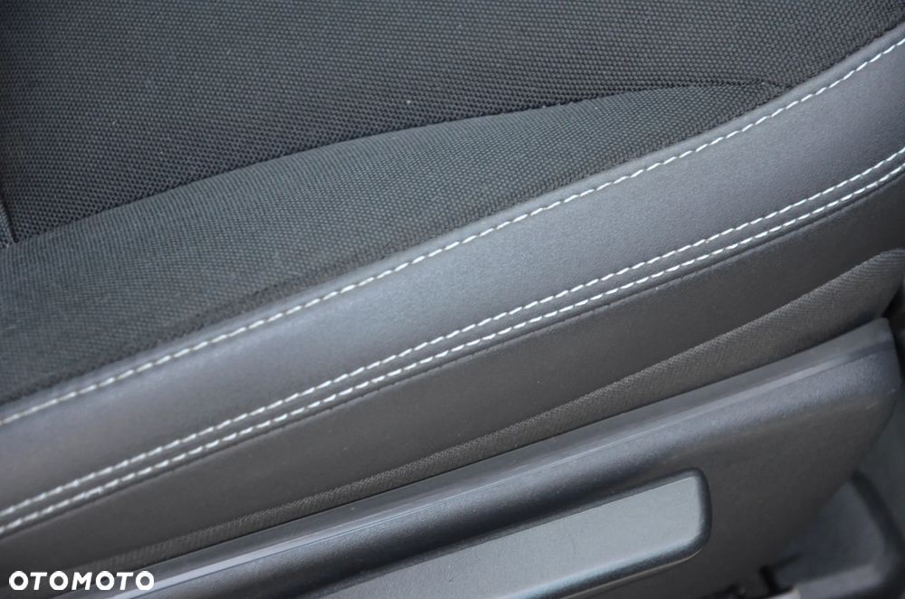 Volvo XC 60 D4 Momentum - 23