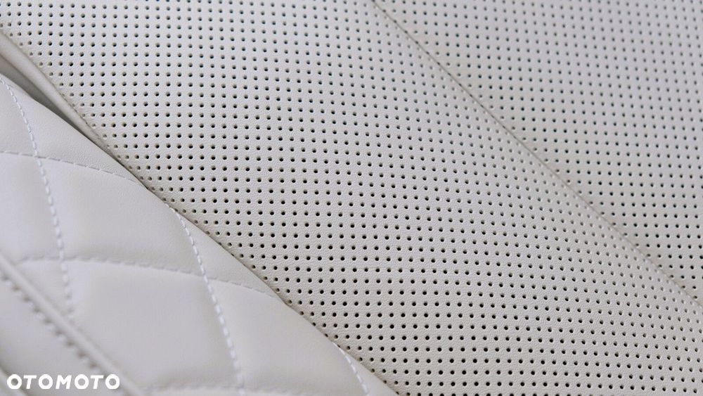 Bentley Continental GT - 26