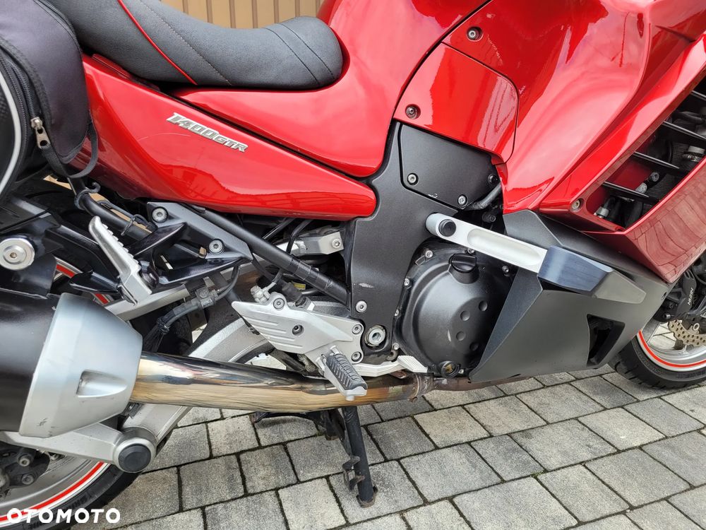 Kawasaki GTR - 16