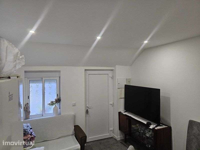 Moaradia T1 em Castelões de Cepeda - Grande imagem: 4/8