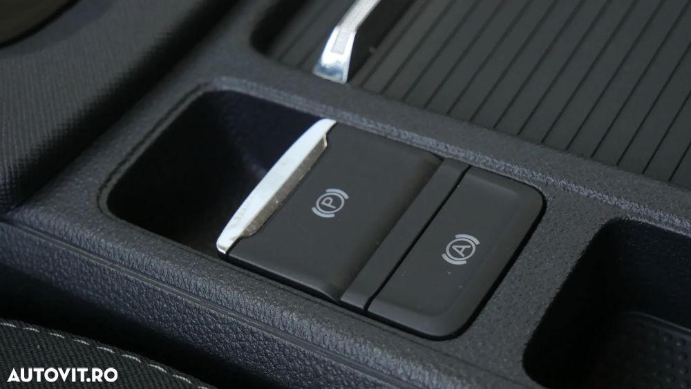 Skoda Octavia 2.0 TDI DSG Style - 26