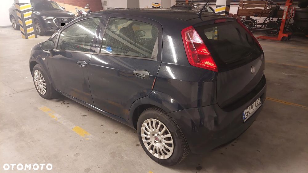 Fiat Grande Punto - 5