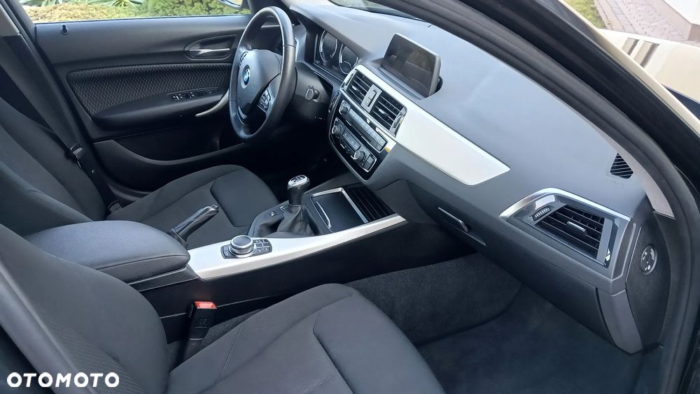 BMW Seria 1 116i Edition Metropolitan - 11