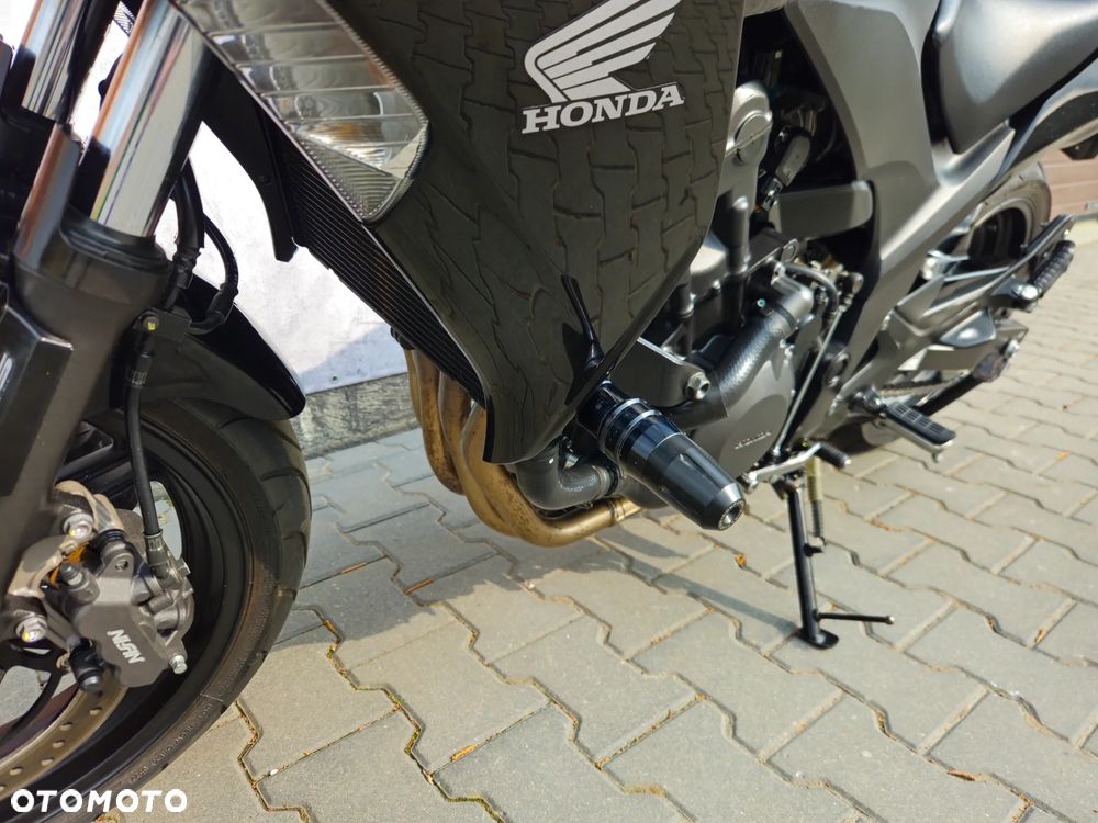 Honda CBF - 10