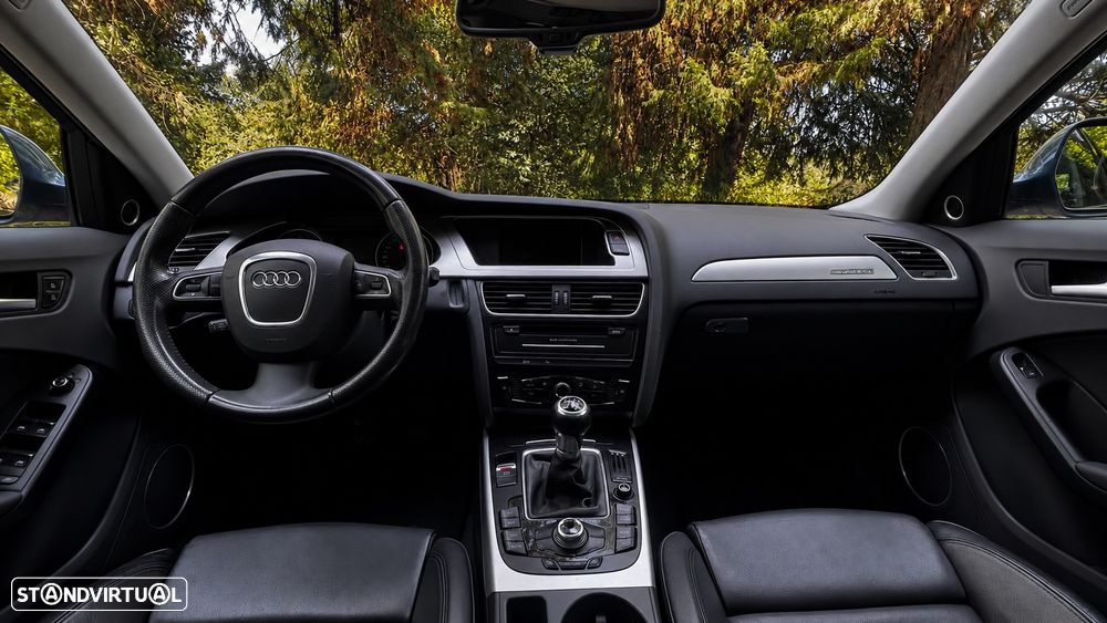 Audi A4 Allroad 2.0 TDI quattro Exclusive — fotografia 18
