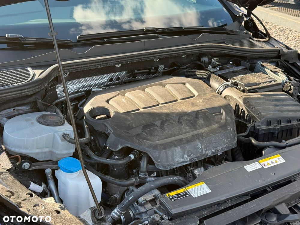 Volkswagen Golf 2.0 TSI 4Motion R DSG - 9