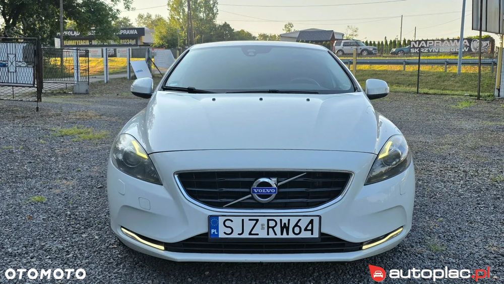 Volvo V40 T2 You - 2