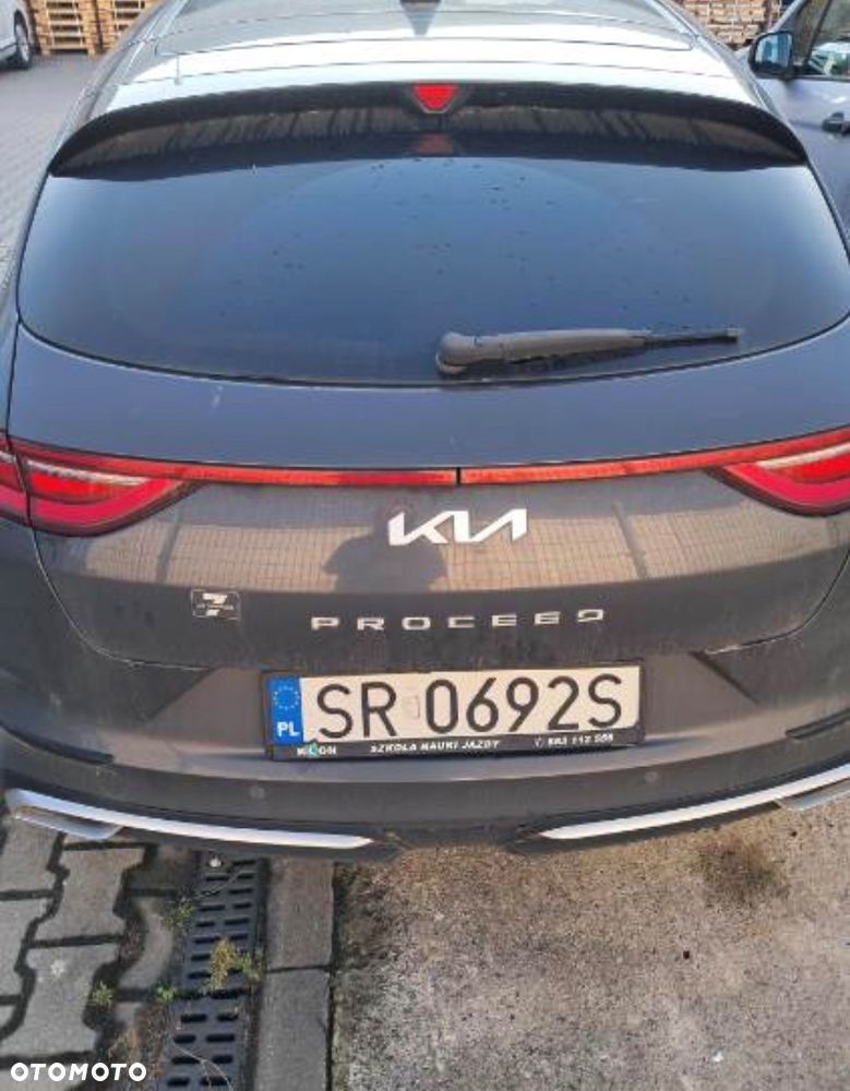 Kia ProCeed - 6