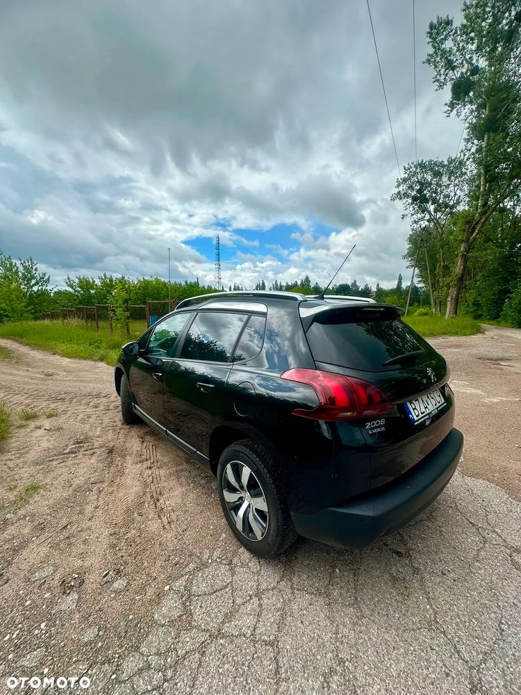 Peugeot 2008 1.2 Pure Tech Active S&S - 2