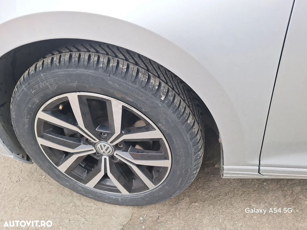 Volkswagen Passat - 9