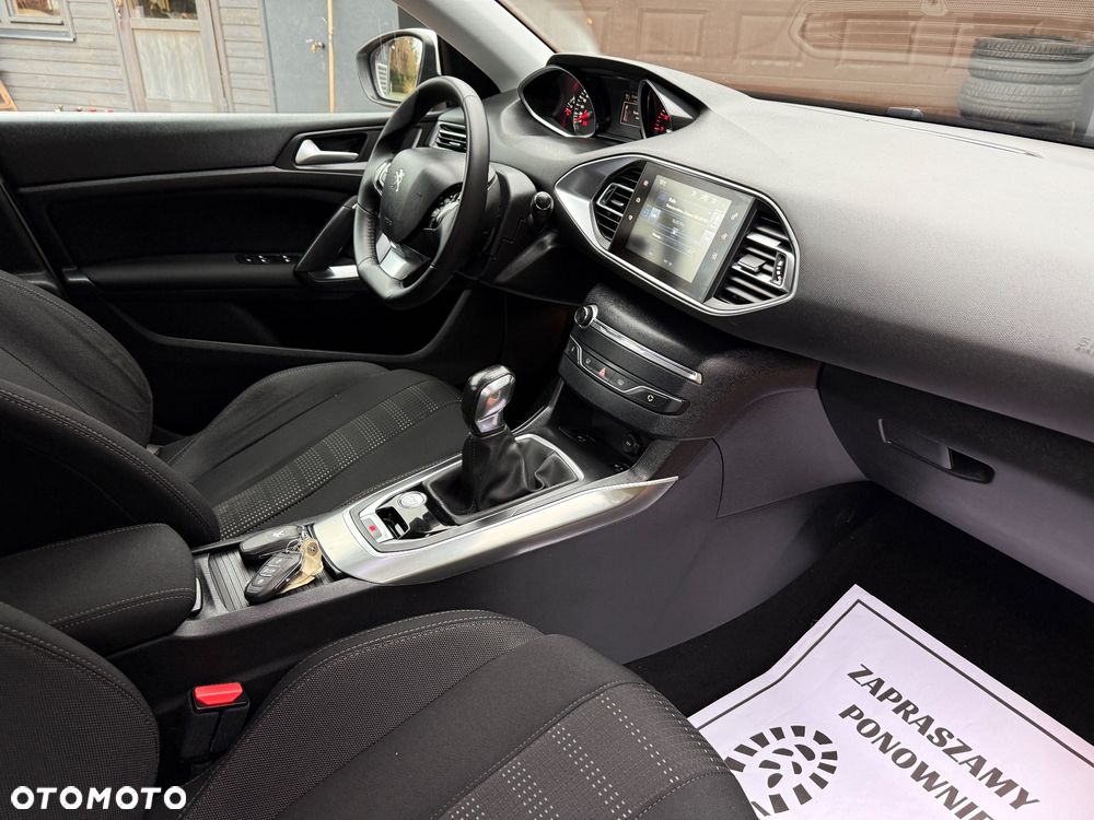 Peugeot 308 PureTech 110 Stop & Start Allure - 10