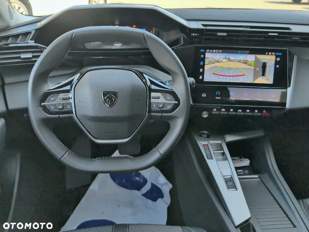 Peugeot 308 1.6 Hybrid PHEV Allure EAT8 - 11