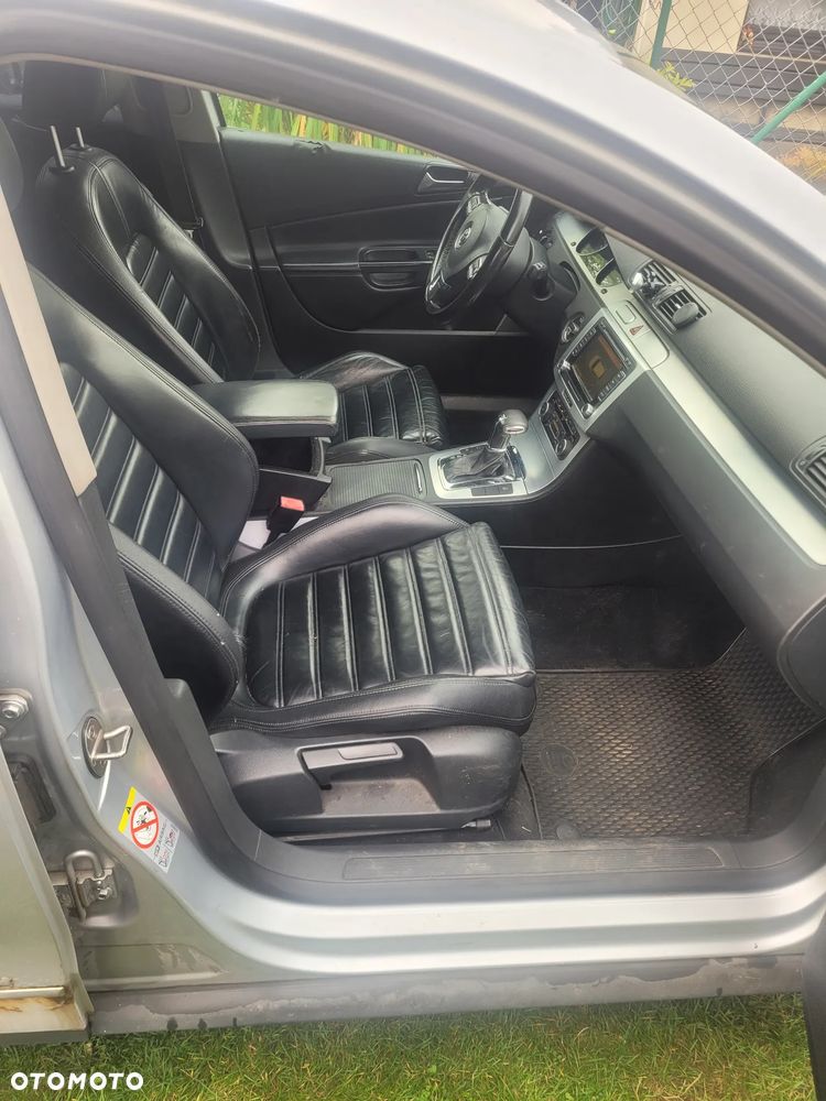 Volkswagen Passat 2.0 TDI DPF Highline DSG - 2