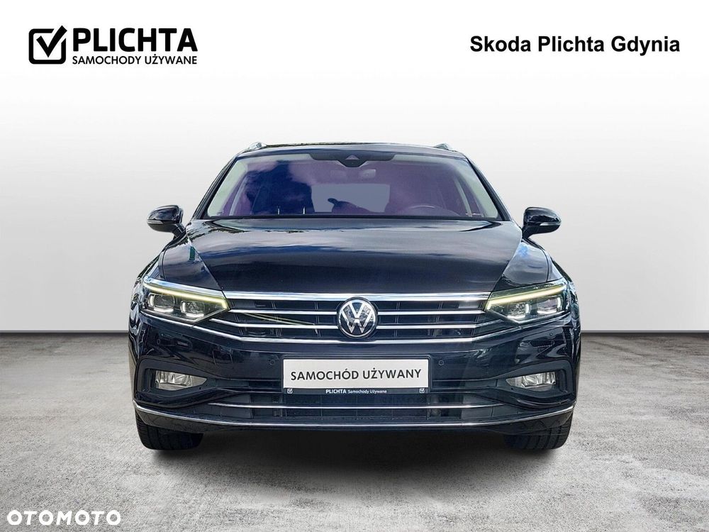 Volkswagen Passat - 8