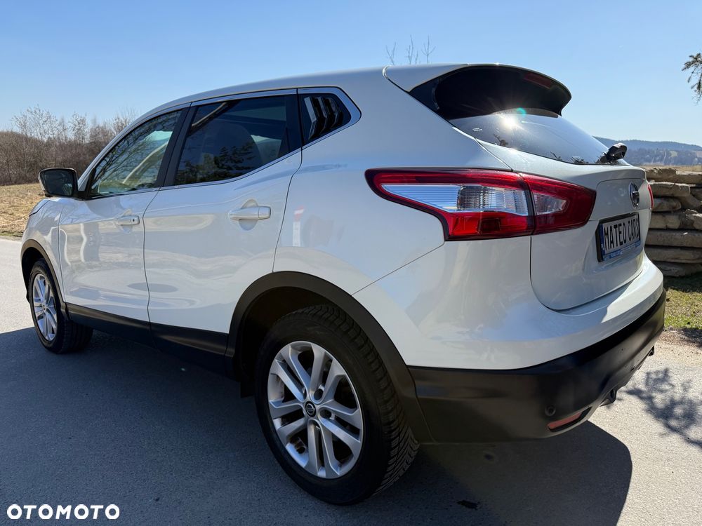 Nissan Qashqai 1.6 DCi 4x4 Tekna - 28
