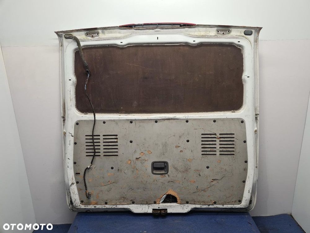 MERCEDES-BENZ VITO W639 TYLNA KLAPA BAGAŻNIKA - 9