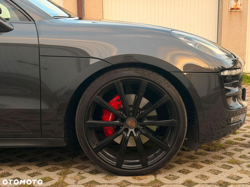 Porsche Macan GTS PDK - 9