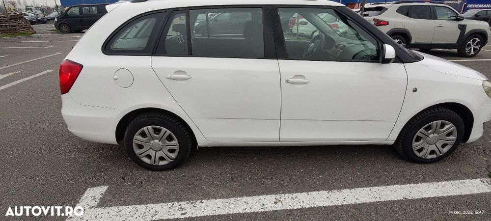 Skoda Fabia - 4