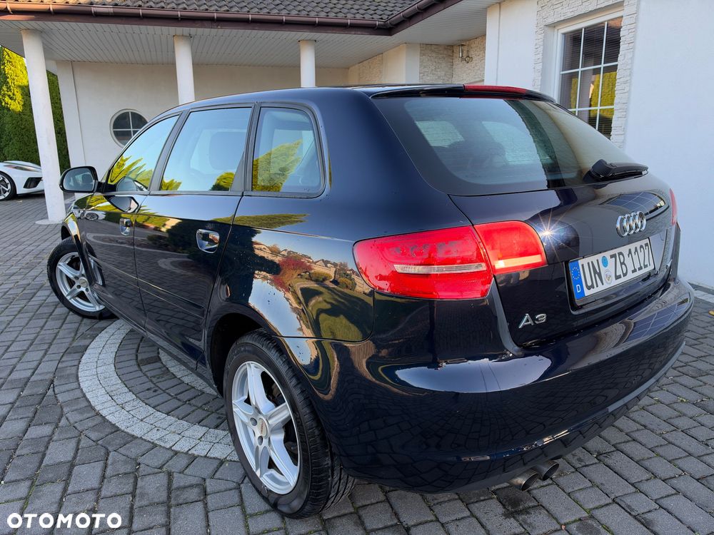 Audi A3 Sportback 1.4 TFSI Attraction - 4