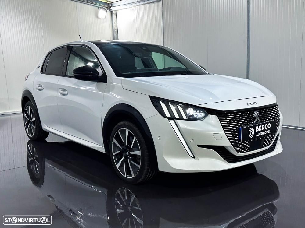 Peugeot e-208 50 kWh GT Pack - 4