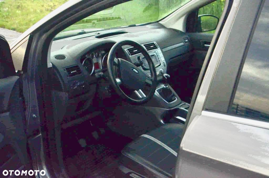 Ford Kuga 2.0 TDCi Titanium - 8