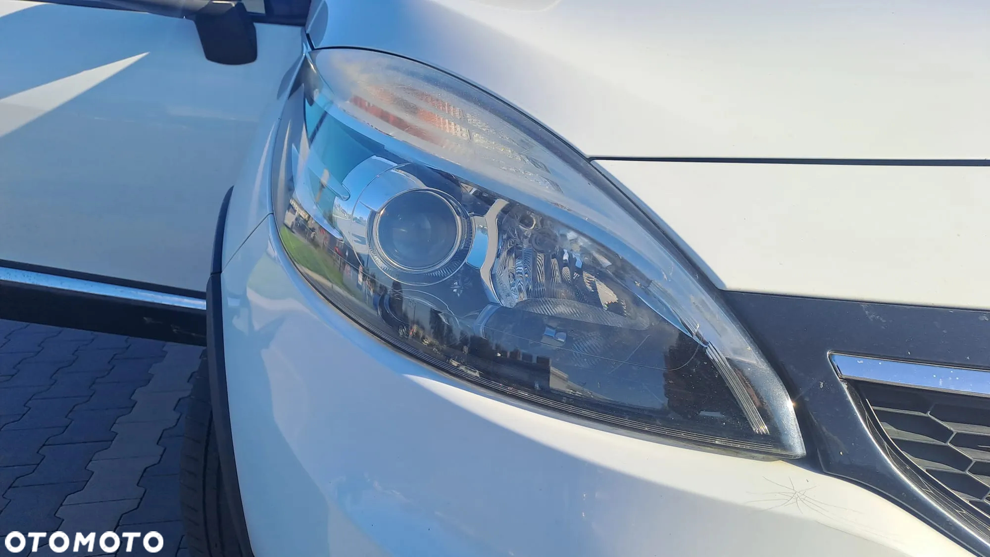 Renault Scenic Xmod 1.6 dCi Energy Bose Edition - 6