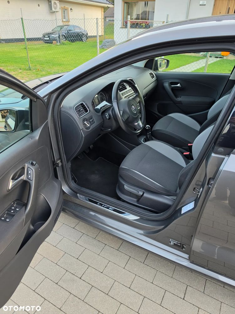 Volkswagen Polo - 8