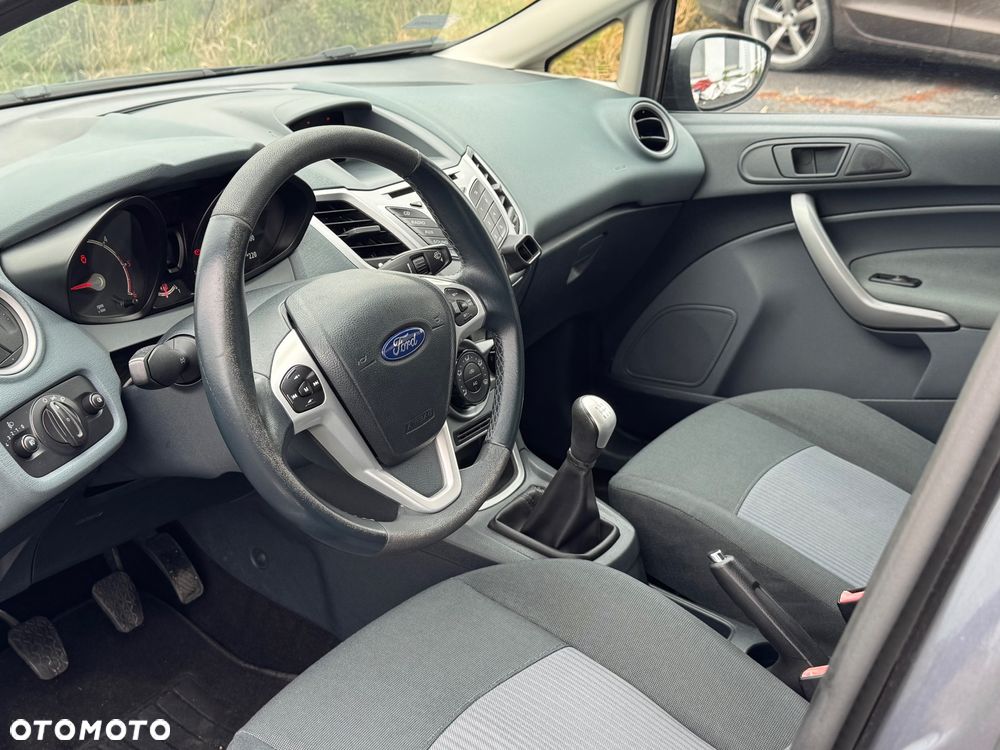Ford Fiesta 1.4 TDCi Ambiente - 10