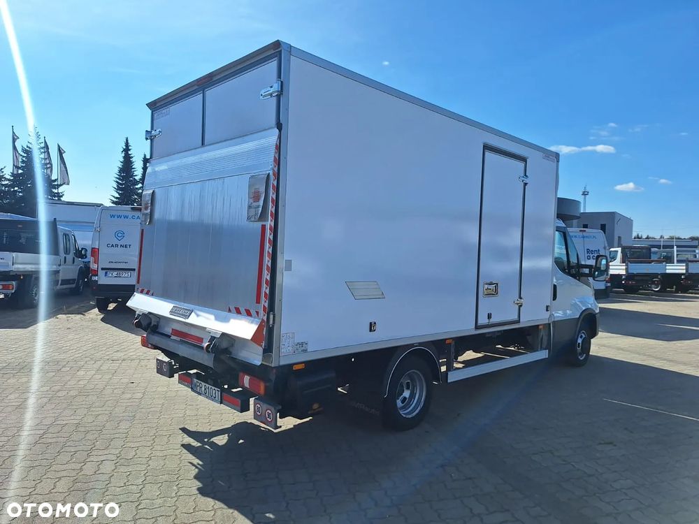 Iveco 50C18 Chłodnia Izoterma 8EP km Krajowy Ledy  Agregat Carrier citymax 400 - 3