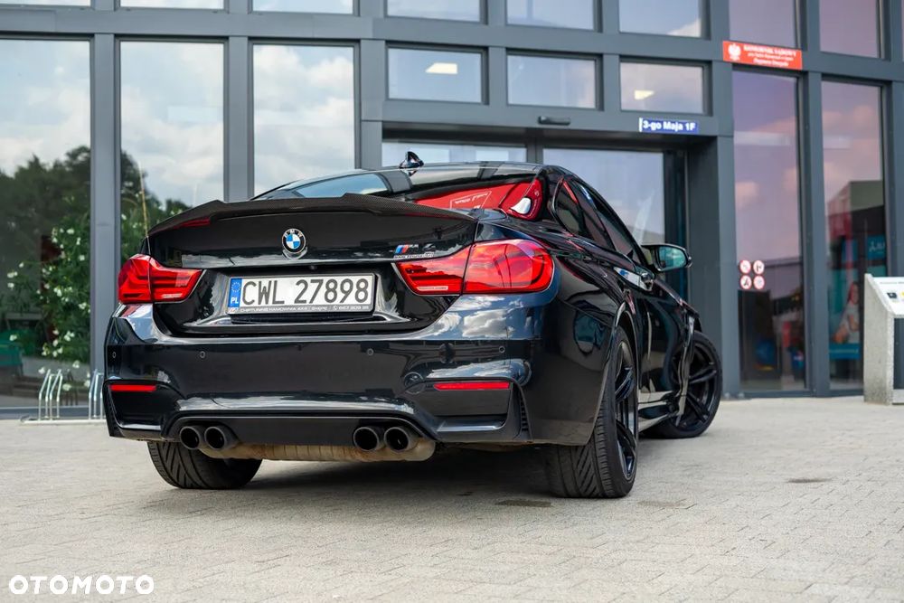 BMW M4 DKG - 17