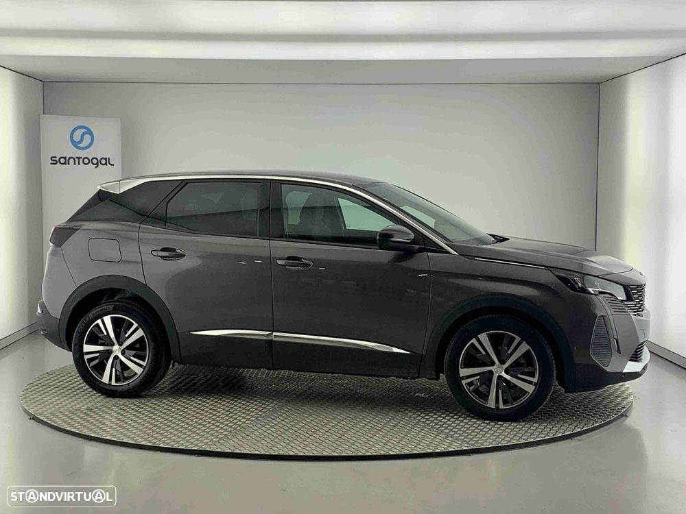Peugeot 3008 1.5 BlueHDi Allure Pack EAT8 - 17