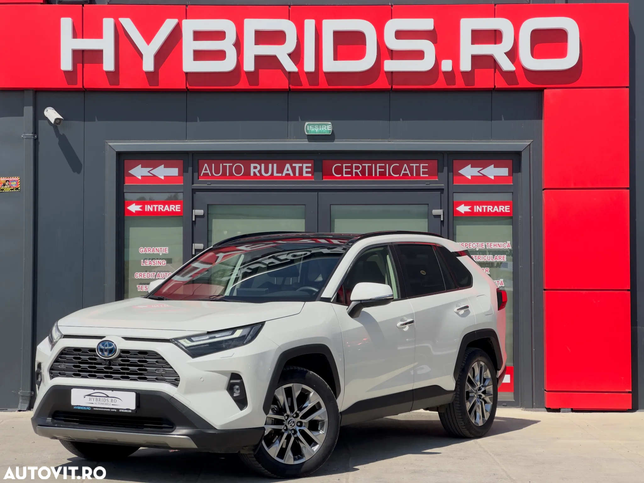 Toyota RAV4 2.5 Hybrid VVT-iE 4x4 Luxury Premium - 4