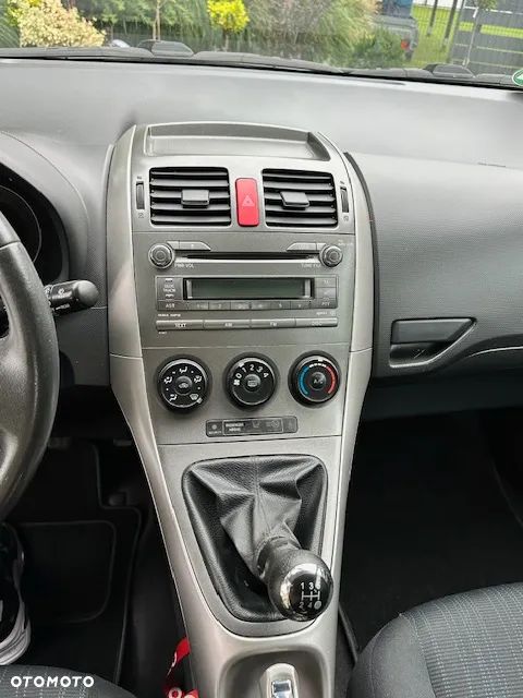 Toyota Auris 1.4 VVT-i Luna - 12