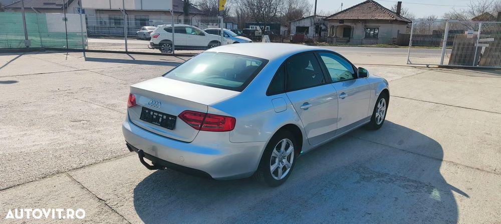 Audi A4 2.0 TDI DPF Ambiente - 5
