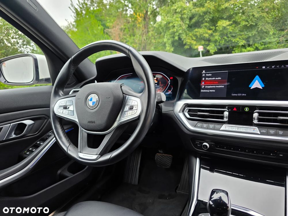 BMW Seria 3 320d MHEV Sport Line - 16